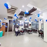 Sunshine Hotel