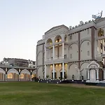 The Florence Resort