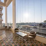 The Florence Resort