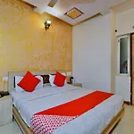 Collection O 3999 Hotel Aroma Classic