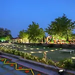 Grass Field Valley Resort