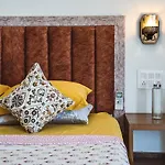 Le Fort Homestay