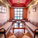 Gems Suites-A Boutique Stay