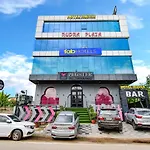 Fabhotel Prime Rudra