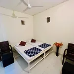 Hostel Ivory