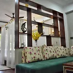 Shanti Villas - Luxury Home Stay Apartment