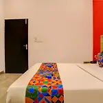 Fabhotel Grand Capitol