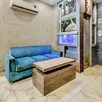 Oyo Townhouse 852 Hotel Vachi Inn