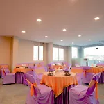Yanela - Hotel The Connaught House Jaipur