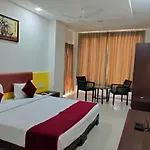 Hotel Nangis Pride