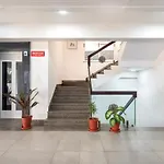 Palm Stay - Studios & Rooms