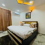 3Bhk Airport Vista Apartment - Entire Apartment