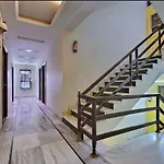 Hotel Aroma Classic