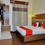 Hotel Aroma Classic
