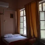 Budget Room At Banipark Cottage Llp