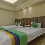 Treebo Pink City Grand