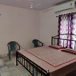 Saket Guest House