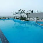 Diona Suites