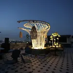 Diona Suites