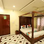 Hotel The New Knight