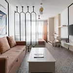 Studio Vachi , City Centre Location