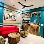 Pearl By Ven A Casa-Home Stays
