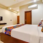 Fabhotel Pravaasam Residency