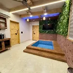 The Wooden Gem