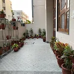 Spacious Tranquil Haven In Jaipur