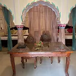 Rawla Mrignayani Palace
