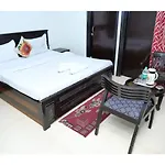 Hotel Jinendra Inn