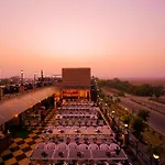 Hotel Cheelgadi