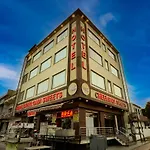 Hotel Cheelgadi
