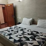 Hotel Purohit