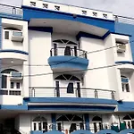 Flagship Hotel Crossroads