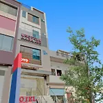 Hotel O Aana Inn