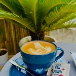 Mojo M Villa -Airport Boutique Hotel