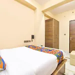 Fabhotel Pearl Square