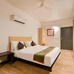 Hotel O Luxurs