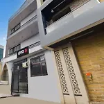 Hotel O Luxo Stay