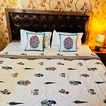 Experience The Vintage Charm - Private 3Bhk Flat In Jaipur