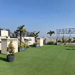 1 Bedroom Luxury Studio Apartment With Wifi & Pool