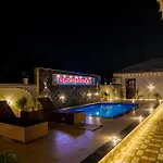 Theharav Resort