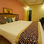 Hotel Pragati, New Loha Mandi