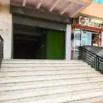 Hotel O Ma Karni & Restaurant