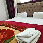 Hotel Amrapali