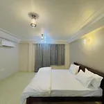 Penthouse Apartments By Cozystays Raja Park