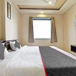 Collection O Hotel Guru Kripa