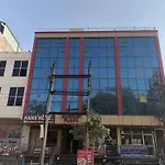 Hotel O Hans