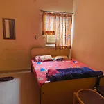Alankrit Guest House
